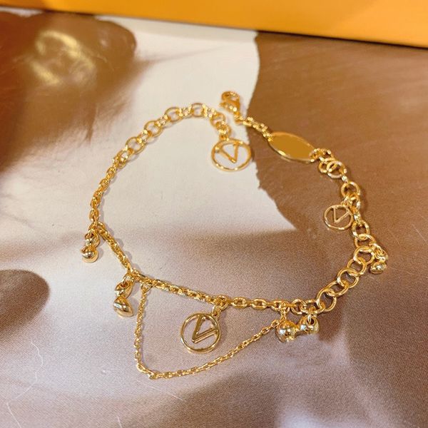 love bracelet bracelets designer for women bangle designer letter jewelry crystal 18k gold plated stainless steel gold bangle cuff charm cha, Golden;silver
love bracelet bracelets designer for women bangle designer letter jewelry crystal 18k gold plated stainless steel gold bangle cuff charm cha, Golden;silver