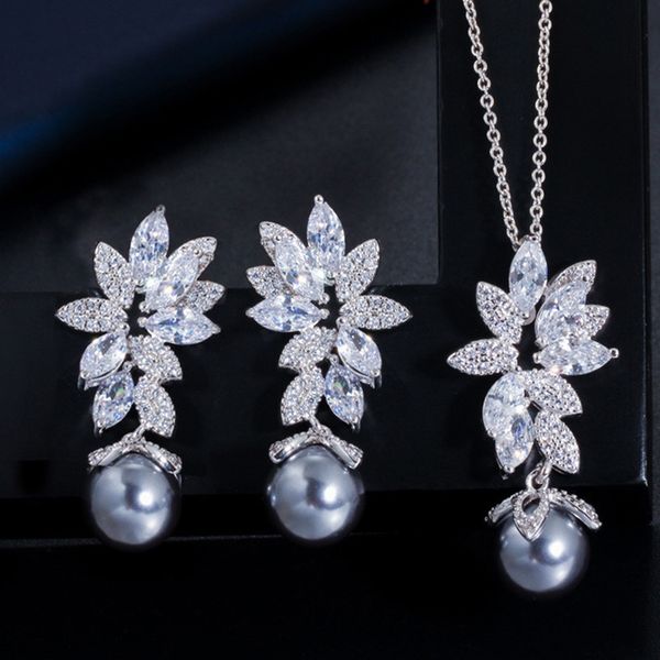 luxury leaf designer jewelry set woman earrings necklace grey imitate pearl aaa cubic zirconia s925 sterling silver post earrings for bride
luxury leaf designer jewelry set woman earrings necklace grey imitate pearl aaa cubic zirconia s925 sterling silver post earrings for bride