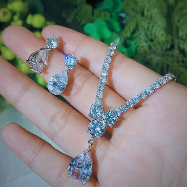 luxury designer jewelry set woman earrings necklace white water drop aaa cubic zirconia copper necklaces for bride wedding dinner party dres, Silver
luxury designer jewelry set woman earrings necklace white water drop aaa cubic zirconia copper necklaces for bride wedding dinner party dres, Silver