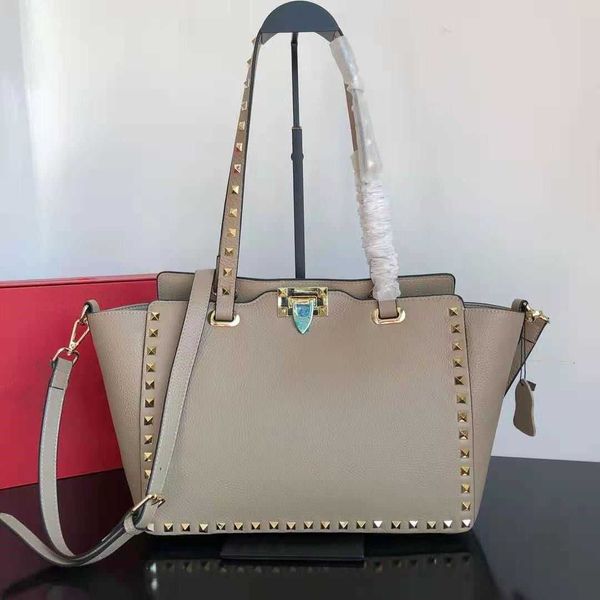 bags handbag women's designer luxurys women valentions classic rivet shopping portable shoulder pattern mommy tote f4tf
bags handbag women's designer luxurys women valentions classic rivet shopping portable shoulder pattern mommy tote f4tf