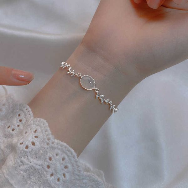 charm bracelets ventfille 925 stamp silver color bracelet for women girls jade twigs birthday gift jewelry dropshipping wholesale aa230506, Golden;silver
charm bracelets ventfille 925 stamp silver color bracelet for women girls jade twigs birthday gift jewelry dropshipping wholesale aa230506, Golden;silver