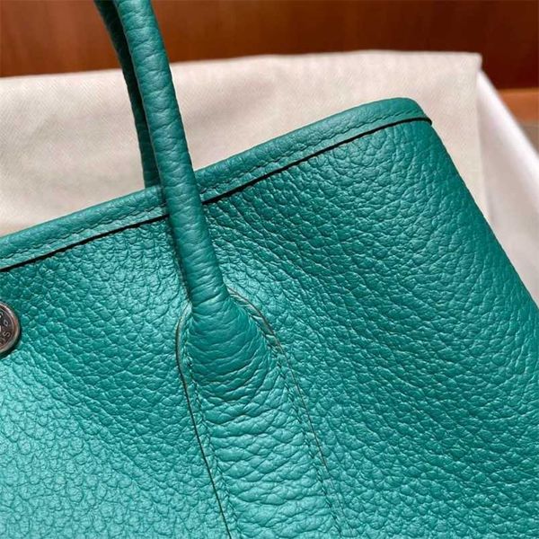 garden party bag totes 7a genuine canvas splicing handbag designer women family full customized handbag 30cm leather greenqq with jnpu
garden party bag totes 7a genuine canvas splicing handbag designer women family full customized handbag 30cm leather greenqq with jnpu