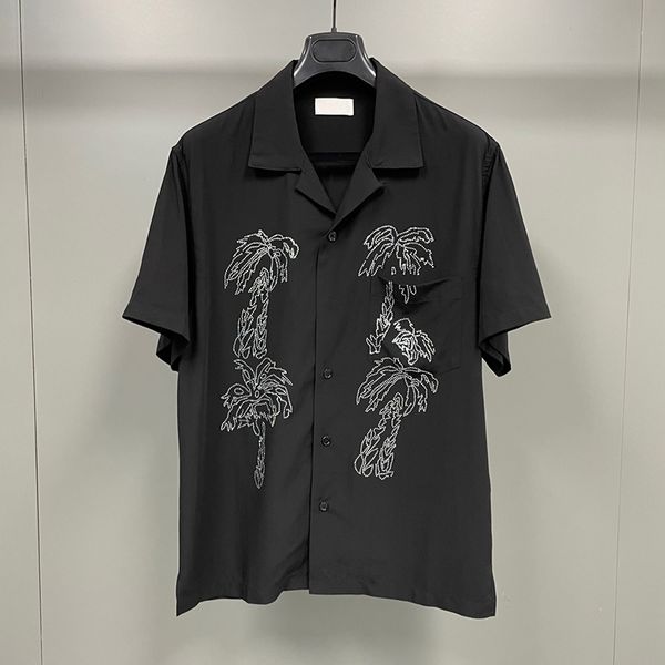 23 men's short-sleeved shirt men's lapel cardigan tide brand men and women, White;black
23 men's short-sleeved shirt men's lapel cardigan tide brand men and women, White;black