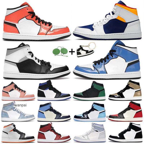 men women basketball shoes 1s high og 1 electro orange shadow 2.0 hyper royal chicago light banned cactus jack mens trainers sports sneakers
men women basketball shoes 1s high og 1 electro orange shadow 2.0 hyper royal chicago light banned cactus jack mens trainers sports sneakers