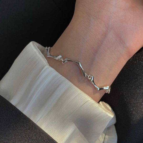 charm bracelets ventfille 925 sterling silver bone bracelet for women retro personality hip hop party jewelry accessories 2021 new trendy aa, Golden;silver
charm bracelets ventfille 925 sterling silver bone bracelet for women retro personality hip hop party jewelry accessories 2021 new trendy aa, Golden;silver