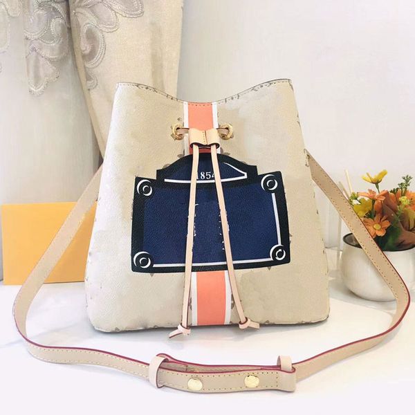 women's bag bucket bag crossbody bag canvas cowhide fashion leather shoulder bag draw rope closed classic women's purse shopping b
women's bag bucket bag crossbody bag canvas cowhide fashion leather shoulder bag draw rope closed classic women's purse shopping b