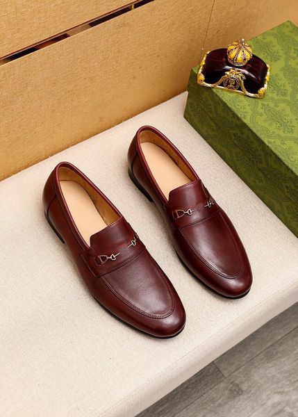 2023 men's dress shoes formal slip-on genuine leather brand designer flats men business office casual oxfords size 38-47, Black
2023 men's dress shoes formal slip-on genuine leather brand designer flats men business office casual oxfords size 38-47, Black