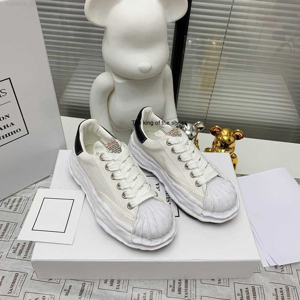 dissolved shoes mmy mihara yasuhiro shell shoes thick sole white canvas lace up men's and women's casual couples fashion shoes boa, Black
dissolved shoes mmy mihara yasuhiro shell shoes thick sole white canvas lace up men's and women's casual couples fashion shoes boa, Black
