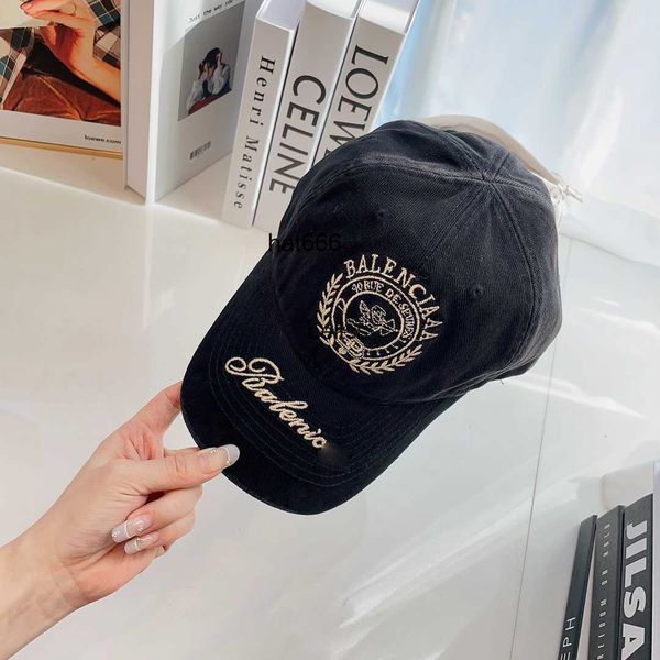 fashion designer balencigas baseball cap couple autumn winter warm cotton letters casquette, Blue;gray
fashion designer balencigas baseball cap couple autumn winter warm cotton letters casquette, Blue;gray
