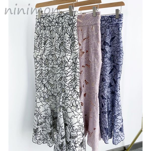 skirts ninimon flower embroidery hollow out high waist temperament mermaid trumpet vintage japan style fishtail 230506, Black
skirts ninimon flower embroidery hollow out high waist temperament mermaid trumpet vintage japan style fishtail 230506, Black