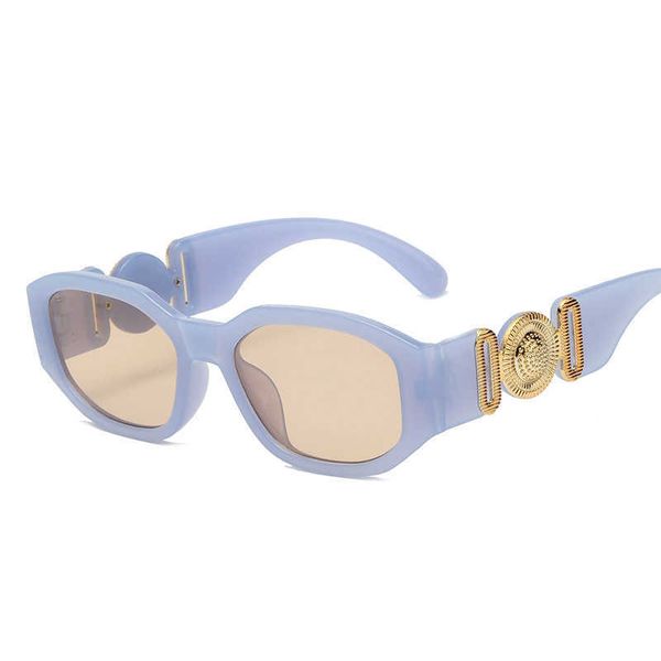 new fashion in 2021 small square frame street p sunglasses fashion sunglasses, White;black
new fashion in 2021 small square frame street p sunglasses fashion sunglasses, White;black