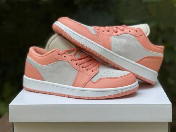 2023 basketball shoes special edition jumpman 1 low woman light madder root dark teal green fashion sport sneakers good quality come with bo
2023 basketball shoes special edition jumpman 1 low woman light madder root dark teal green fashion sport sneakers good quality come with bo