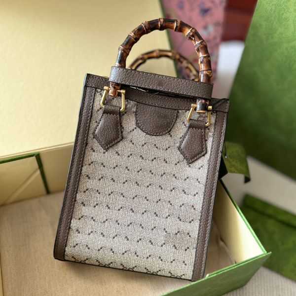 designers diana mini bamboo handle totes crossbody bag italy brand women fashion 5a quality genuine leather handbags woman shoulder handbag
designers diana mini bamboo handle totes crossbody bag italy brand women fashion 5a quality genuine leather handbags woman shoulder handbag