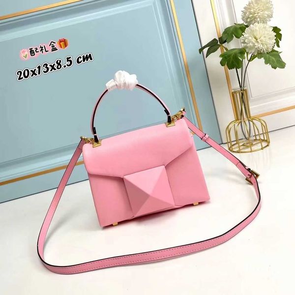 valentiones designer show women handbag bags style luxurys big rivet women's flip shoulder crossbody h38j
valentiones designer show women handbag bags style luxurys big rivet women's flip shoulder crossbody h38j
