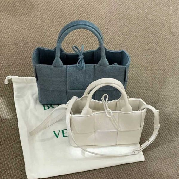 woven totes arco abottegas vneta bags bag designer jodie tote mini candy one shoulder cross color handbag shoulder bags hbny
woven totes arco abottegas vneta bags bag designer jodie tote mini candy one shoulder cross color handbag shoulder bags hbny