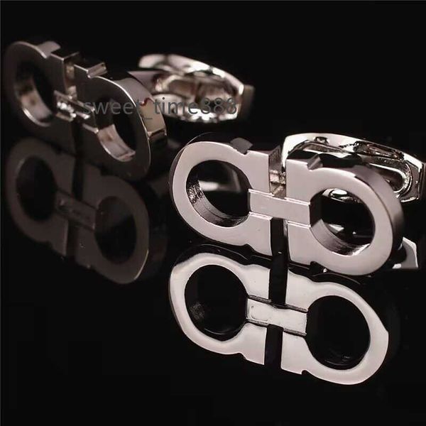 designer brand cufflinks fashion jewelry men's and women's classic letter cufflinks shirt accessories wedding exquisite gift cuffl, Silver
designer brand cufflinks fashion jewelry men's and women's classic letter cufflinks shirt accessories wedding exquisite gift cuffl, Silver