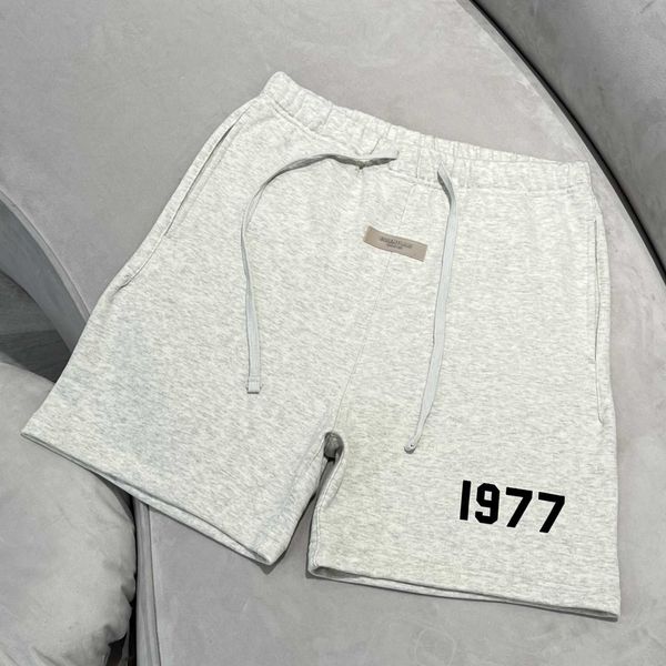men's and women's new shorts fashion high street brand ess double wire flocked 1977 sports casual short pants pnws, White;black
men's and women's new shorts fashion high street brand ess double wire flocked 1977 sports casual short pants pnws, White;black