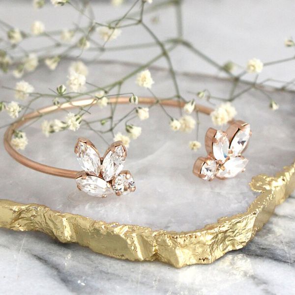 wedding bracelets new bracelet fashion zircon leaf crystal cuff opening jewelry woman bracelet, Golden;silver
wedding bracelets new bracelet fashion zircon leaf crystal cuff opening jewelry woman bracelet, Golden;silver