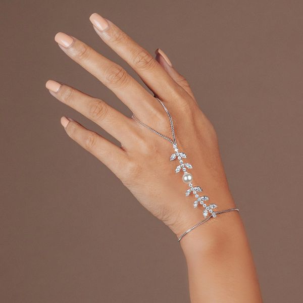 wedding bracelets accessories leaf rhinestone bracelet personality internetcelebrity street snap bracelet accessories female bracelet, Golden;silver
wedding bracelets accessories leaf rhinestone bracelet personality internetcelebrity street snap bracelet accessories female bracelet, Golden;silver