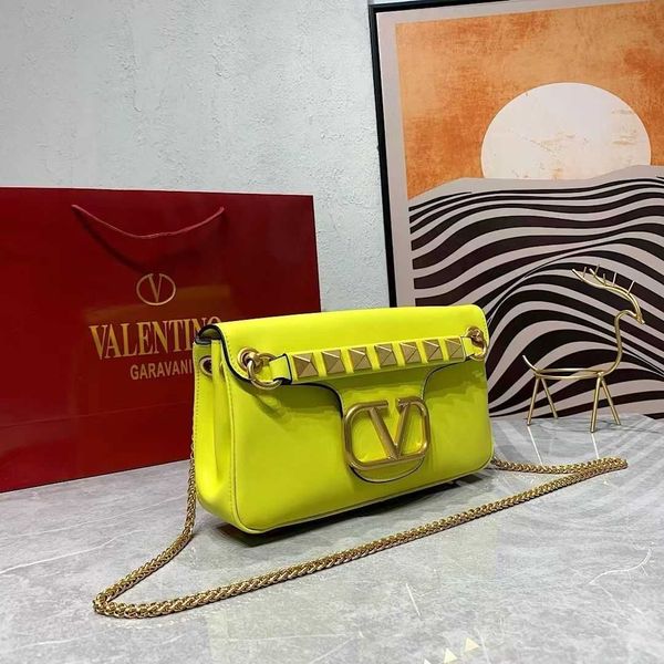 metal texture designer bags luxurys handbag rivet chain leather handheld shoulder crossbody women's wm09
metal texture designer bags luxurys handbag rivet chain leather handheld shoulder crossbody women's wm09