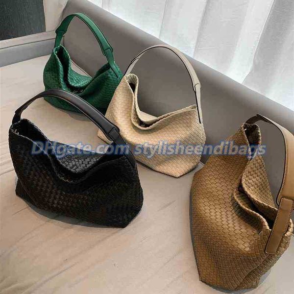 stylisheendibags luxurys venetas handbags woven large bag women's large capacity tote bag soft single shoulder armpit handbag
stylisheendibags luxurys venetas handbags woven large bag women's large capacity tote bag soft single shoulder armpit handbag