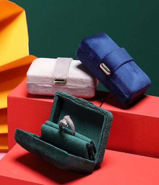 jewelry pouches bags luxury velvet suede ring peadant necklace headwear iron box hand with gift packaging small storage case8003644, Pink;blue
jewelry pouches bags luxury velvet suede ring peadant necklace headwear iron box hand with gift packaging small storage case8003644, Pink;blue