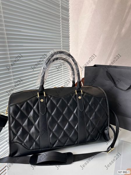 7a designer bags womens mens cowhide genuine leather duffle bag travel bag hand luggage handbags crossbody bag totes backpacks suitcase larg
7a designer bags womens mens cowhide genuine leather duffle bag travel bag hand luggage handbags crossbody bag totes backpacks suitcase larg