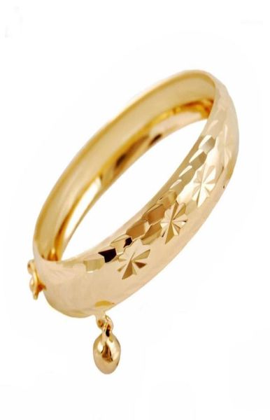 gold color flowers pattern engraved bell charm 10mm wide bracelets bangles for baby toddler kids girls fashion jewelry19625332, Black
gold color flowers pattern engraved bell charm 10mm wide bracelets bangles for baby toddler kids girls fashion jewelry19625332, Black