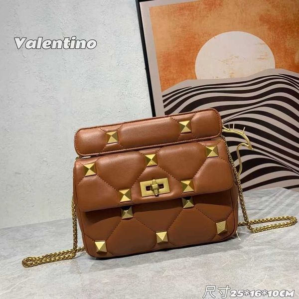 punk rivet designer bags handbag luxurys portable shoulder crossbody new chain funx
punk rivet designer bags handbag luxurys portable shoulder crossbody new chain funx