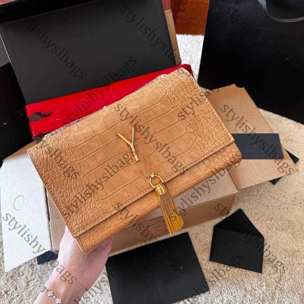 cross body luxurys designers bags fashion flap shoulder bag quilted multiple colors chain leather crossbody handbags purses tote purse handb
cross body luxurys designers bags fashion flap shoulder bag quilted multiple colors chain leather crossbody handbags purses tote purse handb