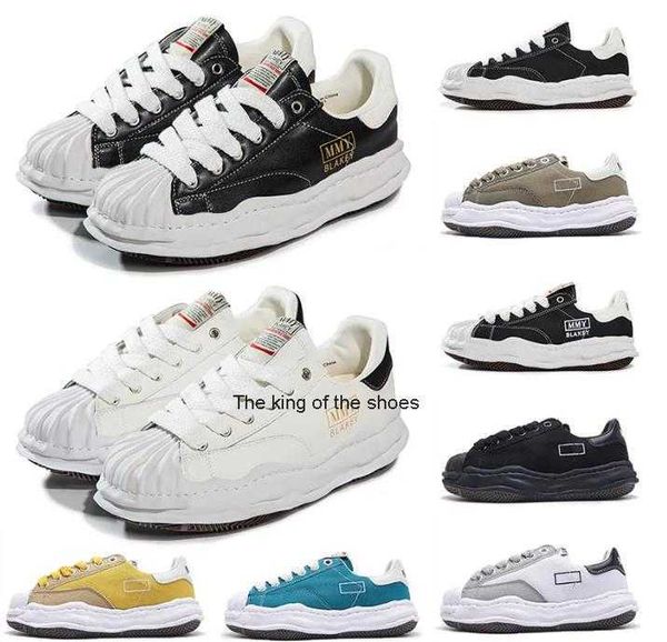 maison mihara yasuhiro mmy designer sneakers mens women original og sole low cut canvas casual shoes
maison mihara yasuhiro mmy designer sneakers mens women original og sole low cut canvas casual shoes