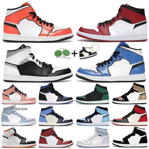 men women basketball shoes 1s high og 1 electro orange shadow 2.0 hyper royal chicago light banned pine green mens trainers sports sneakers
men women basketball shoes 1s high og 1 electro orange shadow 2.0 hyper royal chicago light banned pine green mens trainers sports sneakers