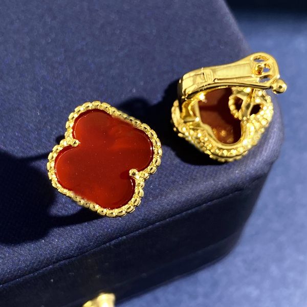luxury clover stud flower earring van designer for lady woman fashion ear clip jewelry women cjeweler internet celebrity popularity orecchin, Golden;silver
luxury clover stud flower earring van designer for lady woman fashion ear clip jewelry women cjeweler internet celebrity popularity orecchin, Golden;silver