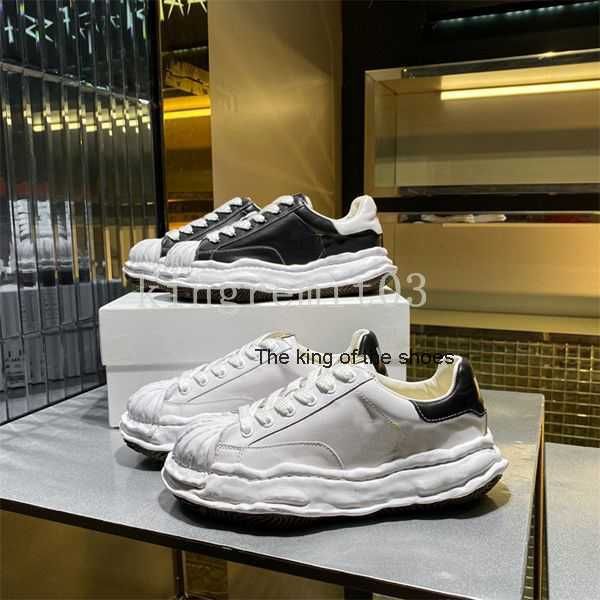 mmy casual shoes men women platform wave sneakers rubber sole high street trainers maison mihara yasuhiro low cut canvas fashion couple shoe, Black
mmy casual shoes men women platform wave sneakers rubber sole high street trainers maison mihara yasuhiro low cut canvas fashion couple shoe, Black