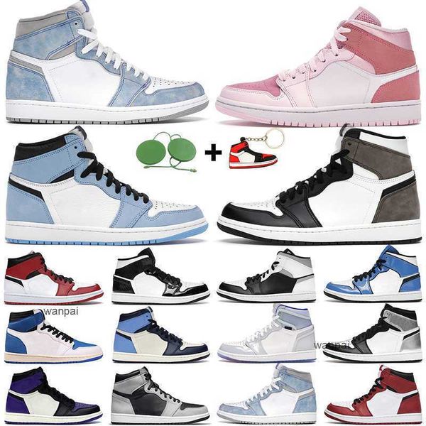 men women basketball shoes 1s high og 1 electro orange shadow 2.0 hyper royal light chicago pink quartz mens trainers sports sneakers
men women basketball shoes 1s high og 1 electro orange shadow 2.0 hyper royal light chicago pink quartz mens trainers sports sneakers