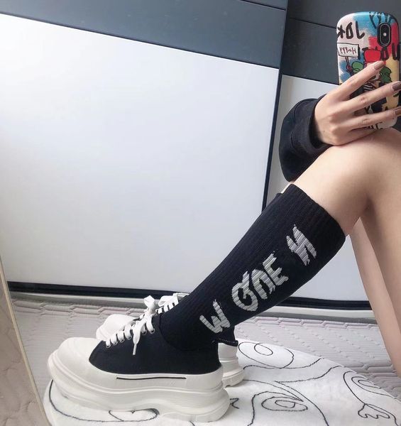2023 men' socks woman outdoor sports stockings tide brand teen student hip hop style stockings alphabet embroidered socks athlete leg w, Black
2023 men' socks woman outdoor sports stockings tide brand teen student hip hop style stockings alphabet embroidered socks athlete leg w, Black