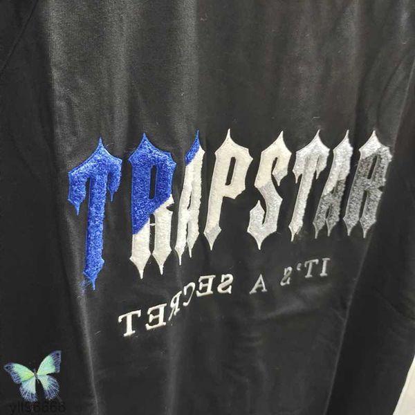 men's t-shirts trapstar flocking embroidery letter t-shirt men women oversize tee t221006, White;black
men's t-shirts trapstar flocking embroidery letter t-shirt men women oversize tee t221006, White;black