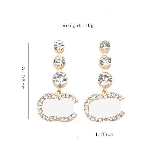 simple luxury brand designers letters ear stud 925 silver geometric famous women circle crystal rhinestone pearl earring wedding party jewer, Golden;silver
simple luxury brand designers letters ear stud 925 silver geometric famous women circle crystal rhinestone pearl earring wedding party jewer, Golden;silver