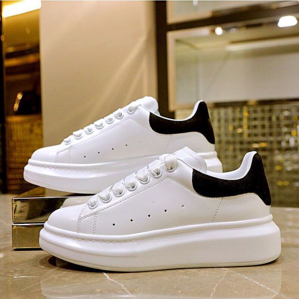 designer woman casual shoes real leather lace up men fashion platform oversized sneakers white black mens womens luxury velvet suede 36-45
designer woman casual shoes real leather lace up men fashion platform oversized sneakers white black mens womens luxury velvet suede 36-45