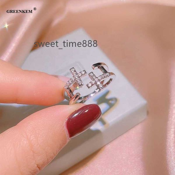 925 silver plated wholesale luxury zircon eternity moissanite rings women jewelry wedding cz band rings zircon engagement ring
925 silver plated wholesale luxury zircon eternity moissanite rings women jewelry wedding cz band rings zircon engagement ring