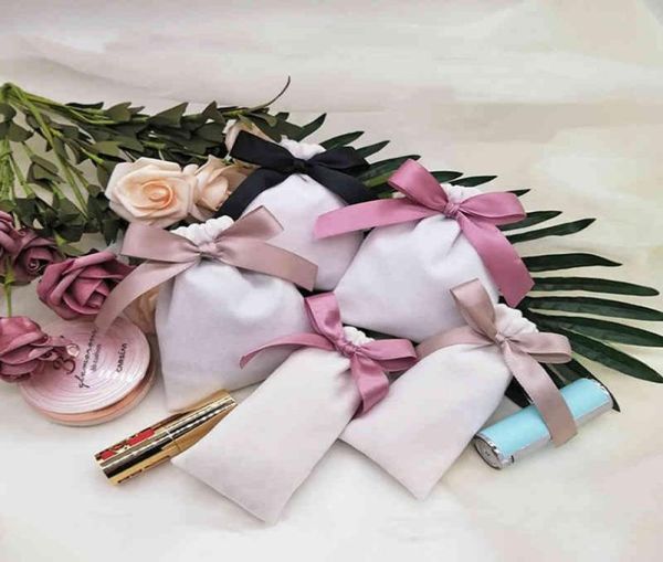 20pcslot velvet bag jewelry packaging drawstring pouch with ribbon wedding candy christmas gift pouches4329429, Pink;blue
20pcslot velvet bag jewelry packaging drawstring pouch with ribbon wedding candy christmas gift pouches4329429, Pink;blue