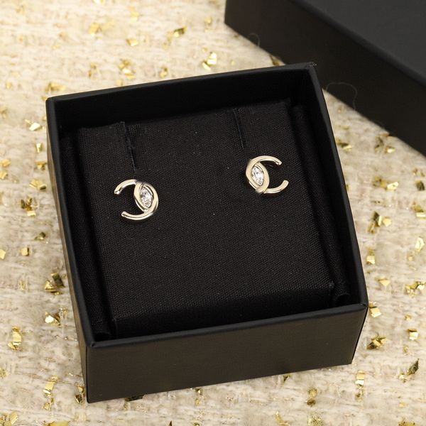 2023 luxury quality charm stud earring with one diamond in 18k gold plated have box stamp ps7960a, Golden
2023 luxury quality charm stud earring with one diamond in 18k gold plated have box stamp ps7960a, Golden
