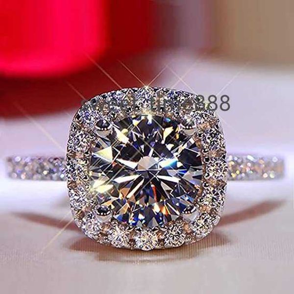 s925 sterling silver square 1ct moissanite rings exquisite shiny full diamond rings for women engagement jewelry manufacturer
s925 sterling silver square 1ct moissanite rings exquisite shiny full diamond rings for women engagement jewelry manufacturer