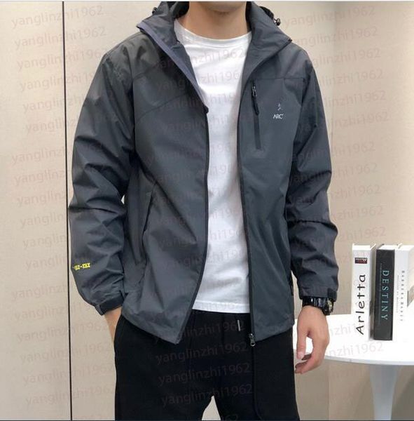 arc jacket mens designer hoodie tech nylon waterproof zipper jackets lightweight coat outdoor sports men coats 20233, Black;brown
arc jacket mens designer hoodie tech nylon waterproof zipper jackets lightweight coat outdoor sports men coats 20233, Black;brown