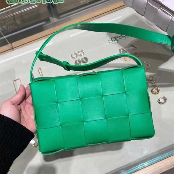 bottegas bag cassette small knitted cowhide pillow single shoulder crossbody women's venetas leather zc
bottegas bag cassette small knitted cowhide pillow single shoulder crossbody women's venetas leather zc
