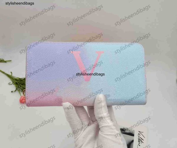 wallets gradient color zippy long wallets women luxury bag sarah victorine coin purse card holder designer clutch bags lady sunrise pastel p, Red;black
wallets gradient color zippy long wallets women luxury bag sarah victorine coin purse card holder designer clutch bags lady sunrise pastel p, Red;black