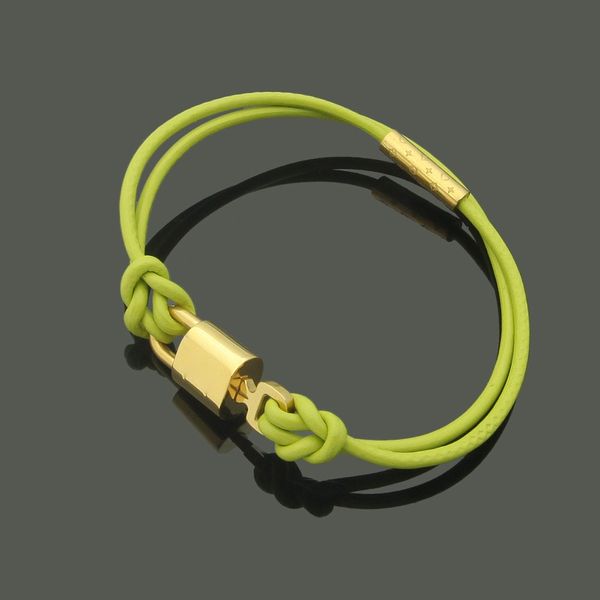 designer jewelry gold lock green leather ropes bracelets for women men pink charm bracelet hand strap flower pattern logo stamp printed fash, Golden;silver
designer jewelry gold lock green leather ropes bracelets for women men pink charm bracelet hand strap flower pattern logo stamp printed fash, Golden;silver