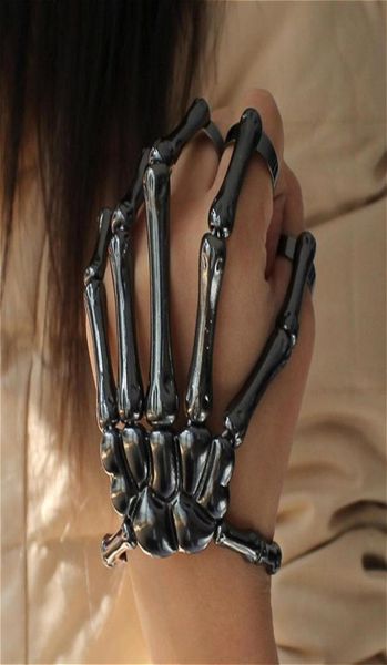 steam punk bracelets for men gothic hand skull skeleton elasticity adjustable couple women bracelet bangles jewelry8402565, Golden;silver
steam punk bracelets for men gothic hand skull skeleton elasticity adjustable couple women bracelet bangles jewelry8402565, Golden;silver