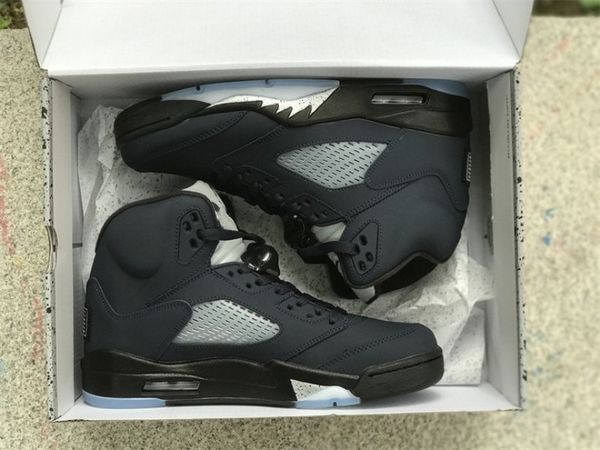 2023 basketball shoes jumpman 5 og georgetown 1s black white silver outdoor running trainers sneakers with box jumpman 1 shoes
2023 basketball shoes jumpman 5 og georgetown 1s black white silver outdoor running trainers sneakers with box jumpman 1 shoes