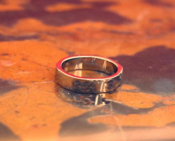 couple rings designerlvs love charm bague homme fashion woman men engagement ring classic flora for men and women6039956, Silver
couple rings designerlvs love charm bague homme fashion woman men engagement ring classic flora for men and women6039956, Silver